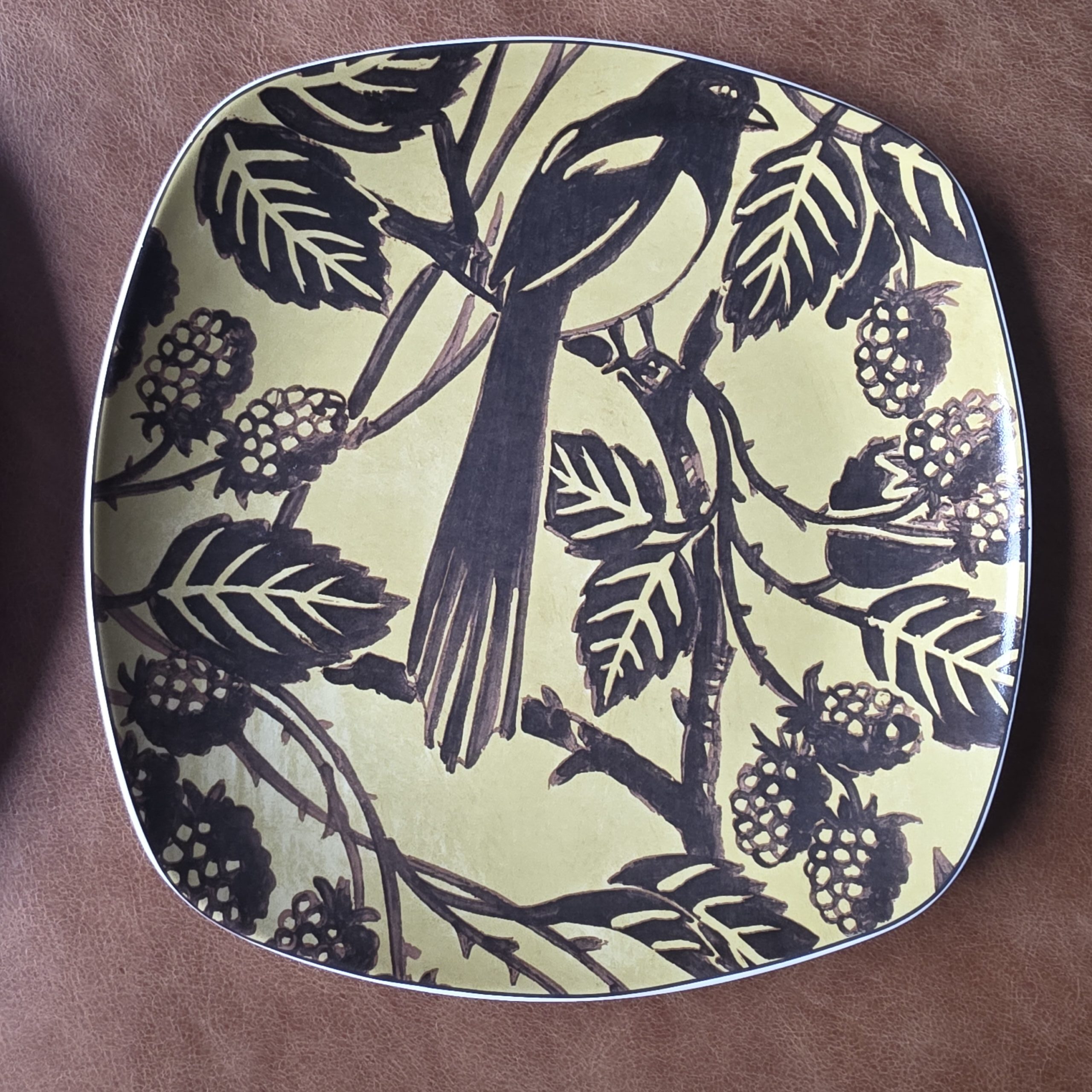 Oneida Song Bird Dinner Plates - Image 3